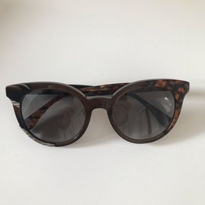 Fendi asymmetrical sunglasses